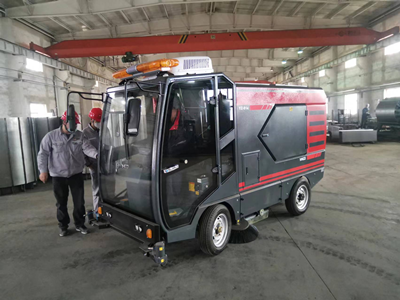 江蘇中圣園選擇揚子掃地車(chē)廠(chǎng)家