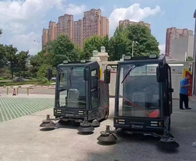 掃地機可以幫助小區物業(yè)解決哪些清潔問(wèn)題