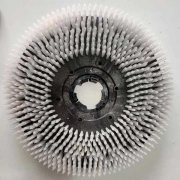 多功能洗地機的刷盤(pán)與百潔墊應該如何使用